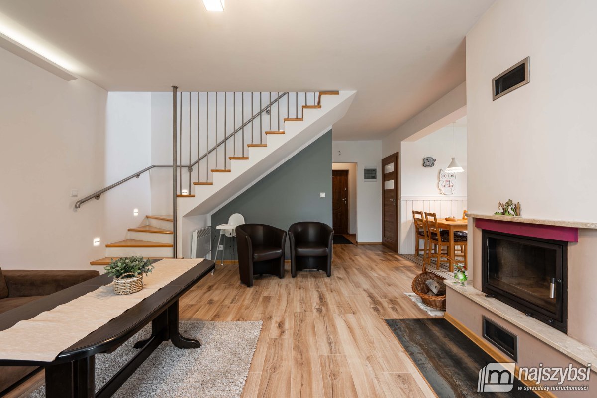 DOBIESŁAWIEC-DWA DOMKI CAŁOROCZNE  (5)