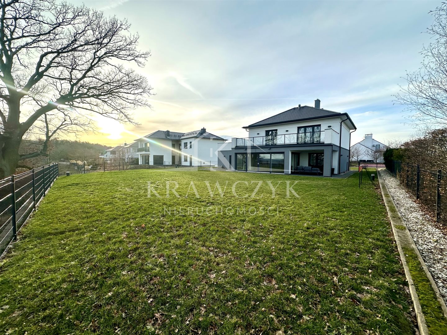 DOM Z WIDKIEM NA ODRĘ - 5pok. 234m2 - POLECAM (17)