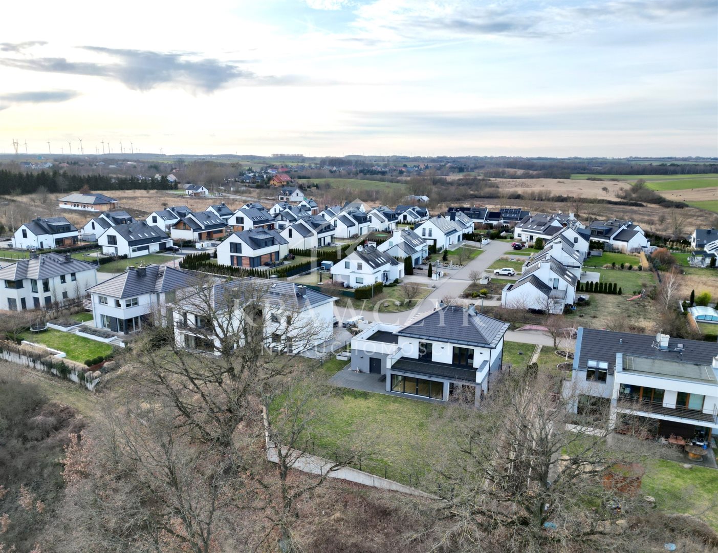 DOM Z WIDKIEM NA ODRĘ - 5pok. 234m2 - POLECAM (19)