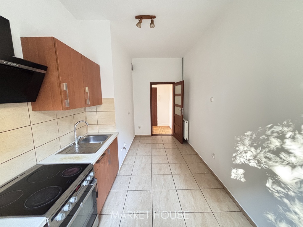 2 pokoje przy Turzynie z garażem (2)