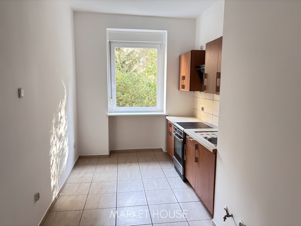 2 pokoje przy Turzynie z garażem (3)