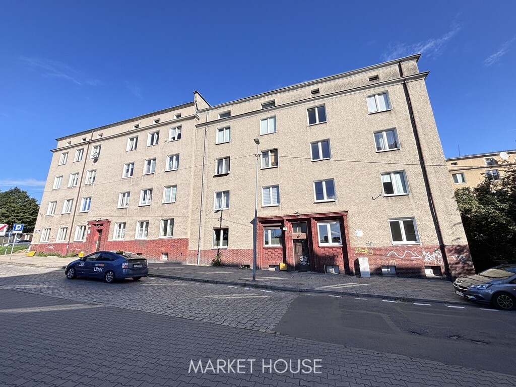 2 pokoje przy Turzynie z garażem (12)