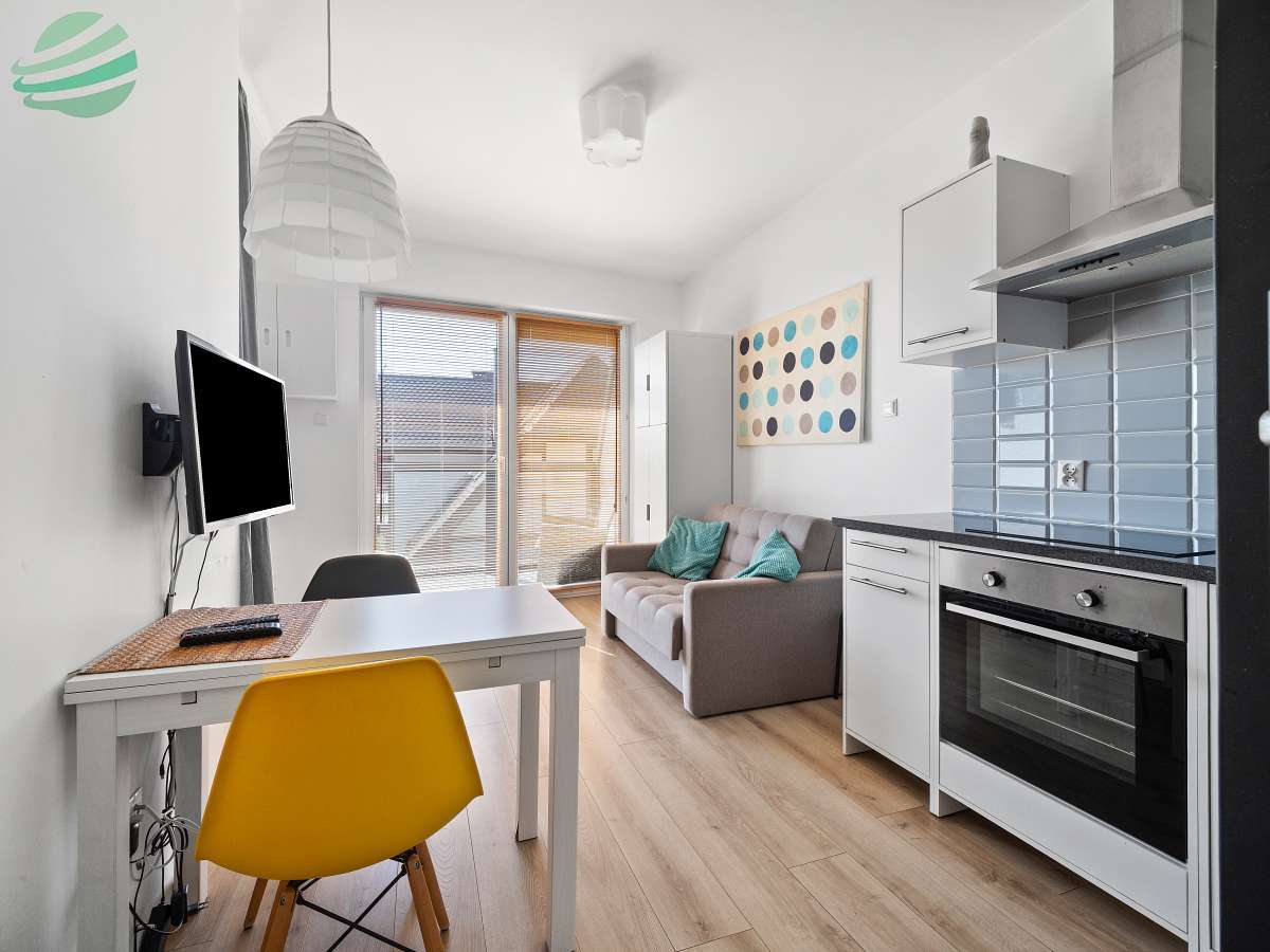 Nowoczesne Studio z Balkonem i Widokiem na Bałtyk  (1)