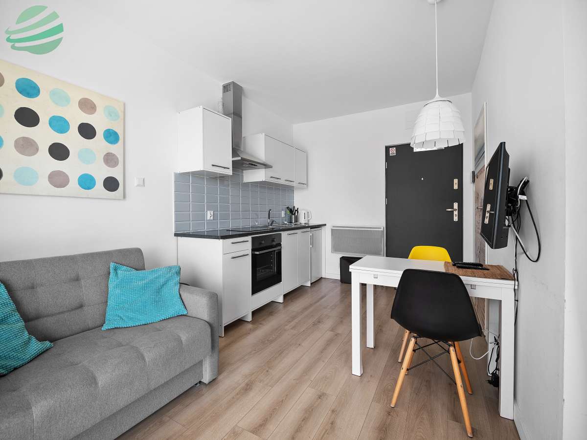 Nowoczesne Studio z Balkonem i Widokiem na Bałtyk  (10)