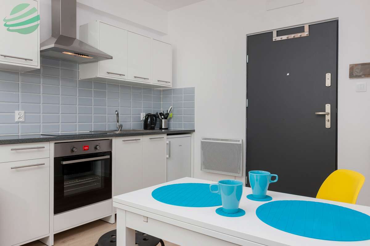 Studio z Widokiem na Morze – Gotowy Apartament Inw (9)