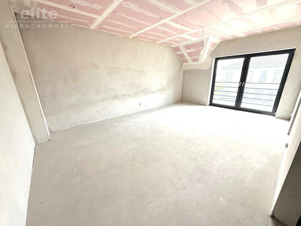 Mierzyn 3 pokojowe + strych 30m2 + 2m. p (2)