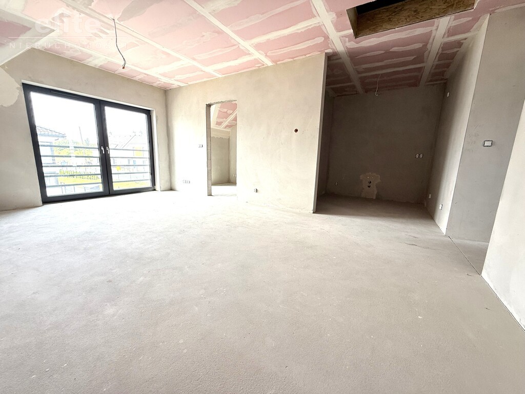 Mierzyn 3 pokojowe + strych 30m2 + 2m. p (3)