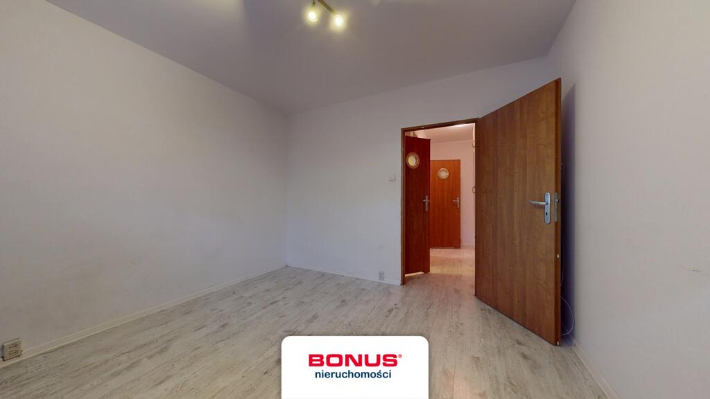 3 pok. z balkonem na parterze (10)