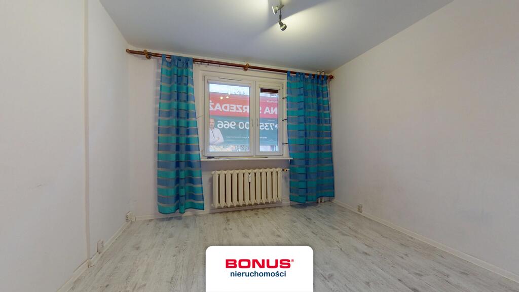 3 pok. z balkonem na parterze (12)