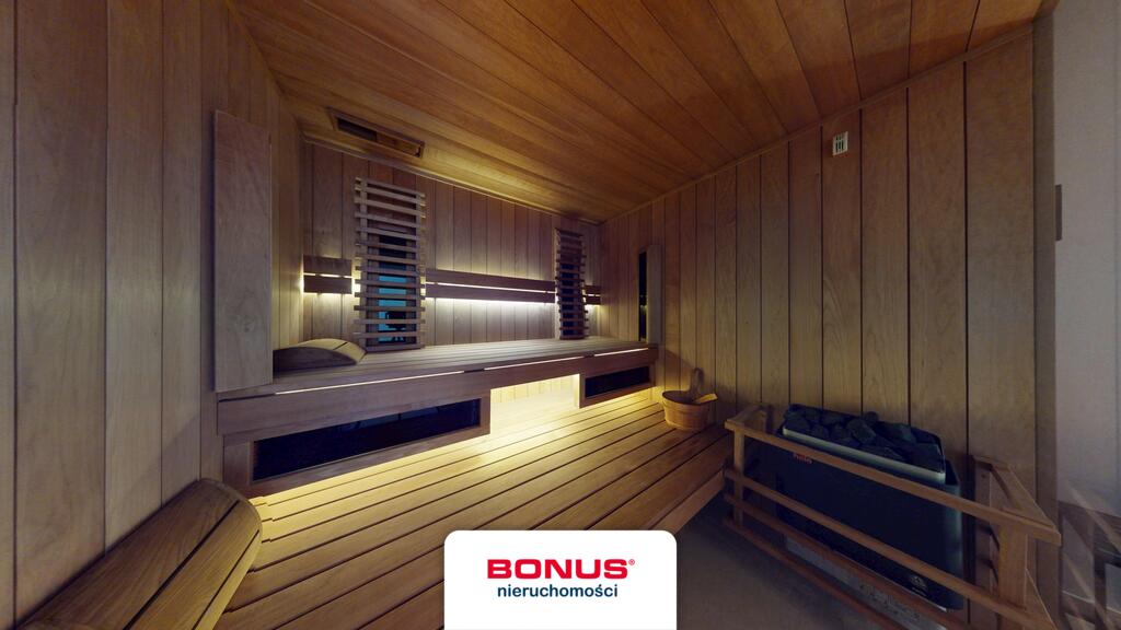 Wyjątkowy dom parterowy z basenem i piękną działką (20)