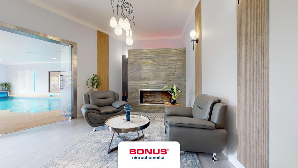 Wyjątkowy dom parterowy z basenem i piękną działką (15)