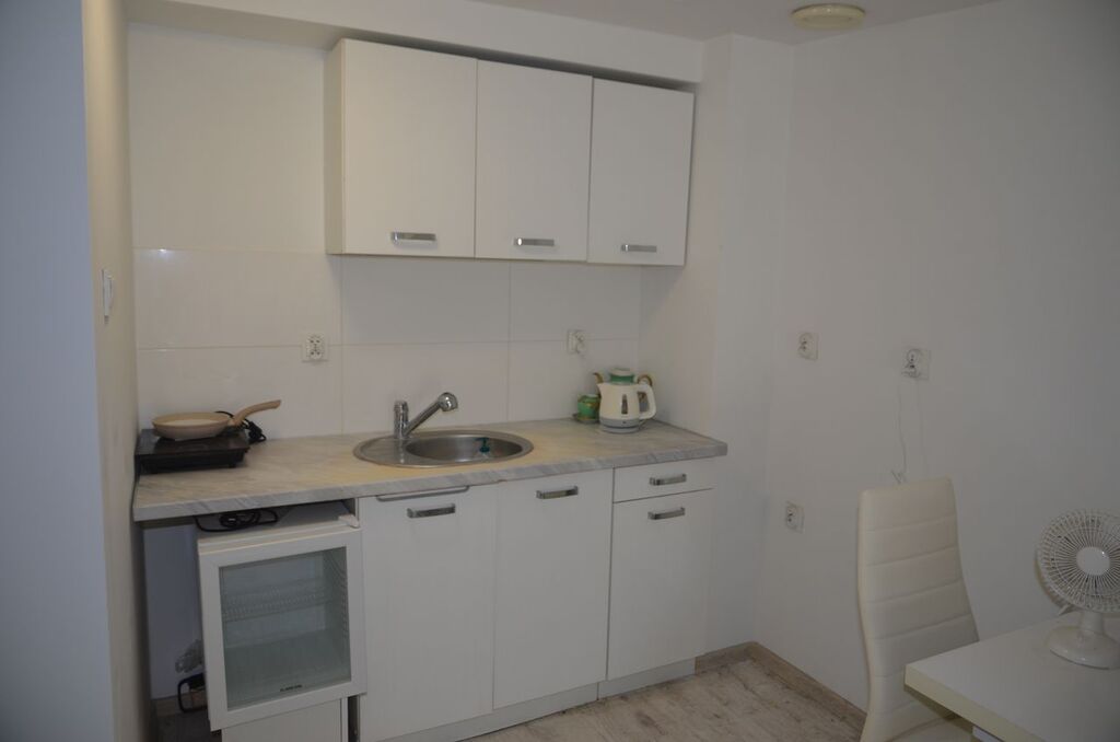 Kawalerka w centrum miasta za 275 000 zł (9)