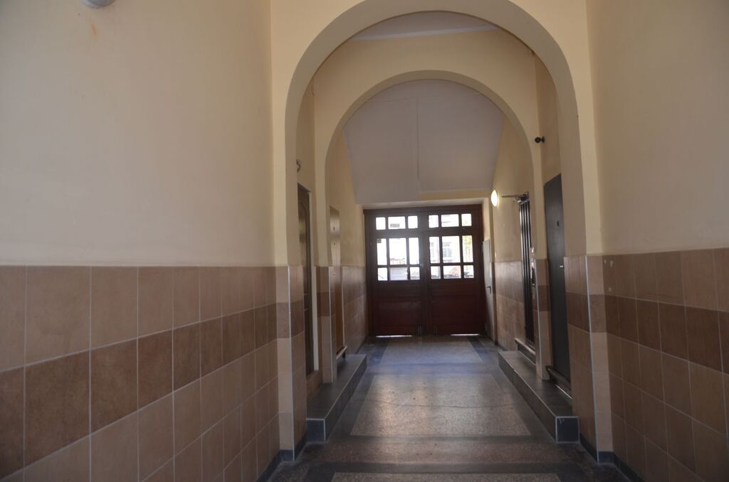 Kawalerka w centrum miasta za 275 000 zł (11)