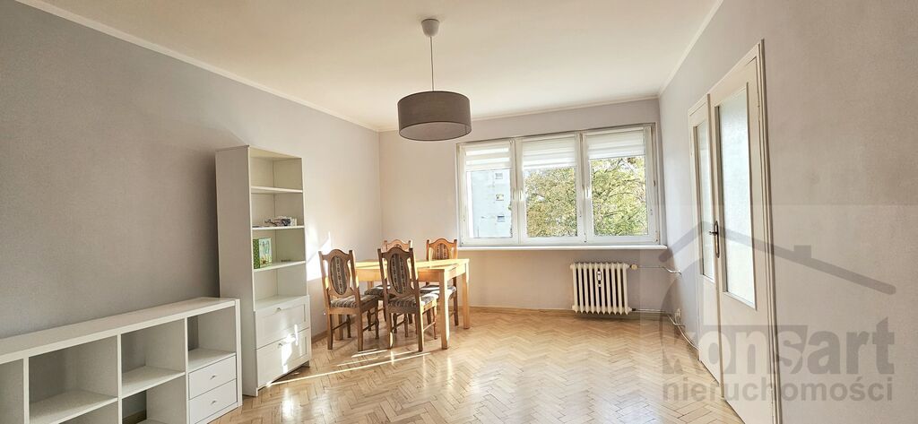 2 pokoje przechodnie niedaleko Galaxy (1)