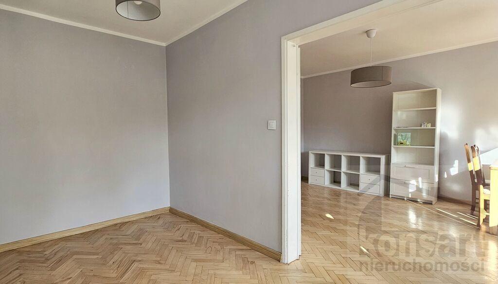 2 pokoje przechodnie niedaleko Galaxy (3)