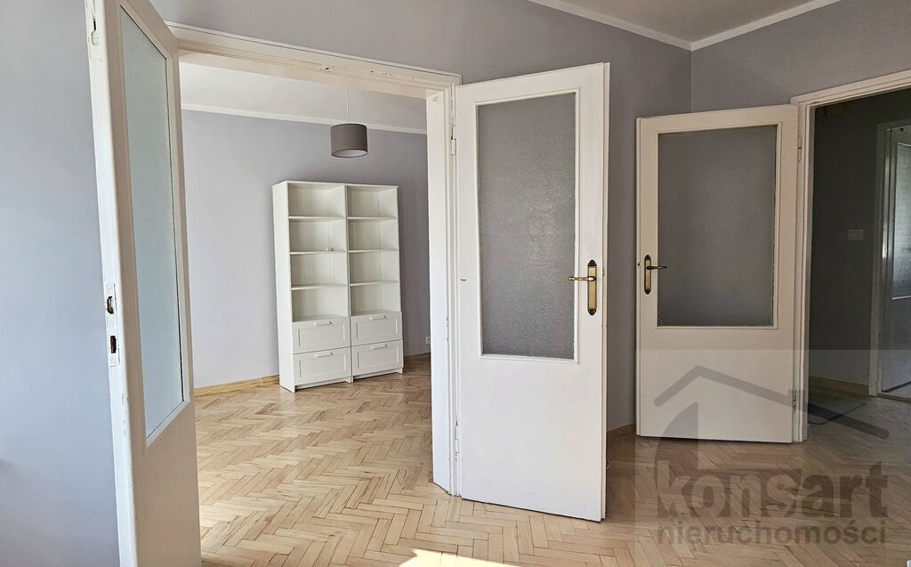 2 pokoje przechodnie niedaleko Galaxy (5)