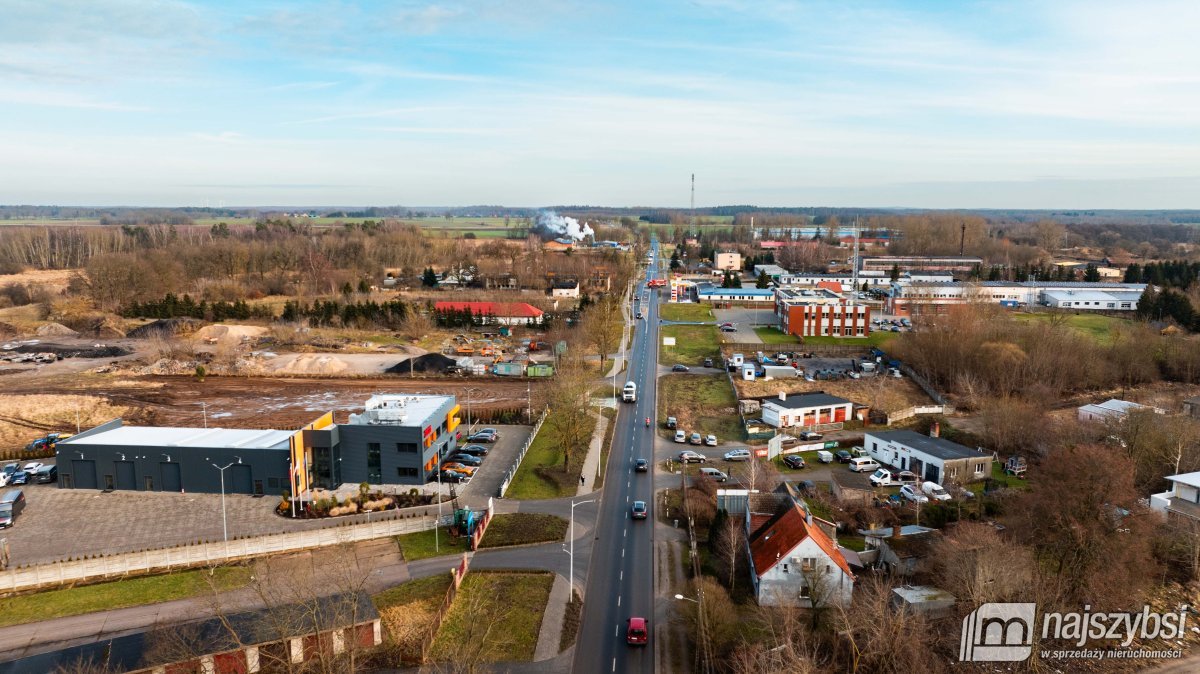 Gryfice - warsztat samochodowy na działce 516 m2! (12)