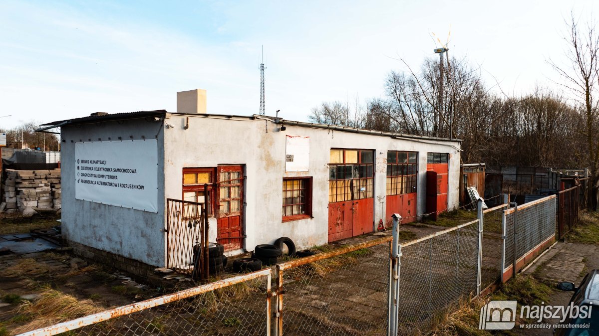 Gryfice - warsztat samochodowy na działce 516 m2! (3)