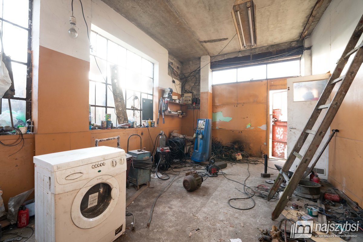 Gryfice - warsztat samochodowy na działce 516 m2! (7)