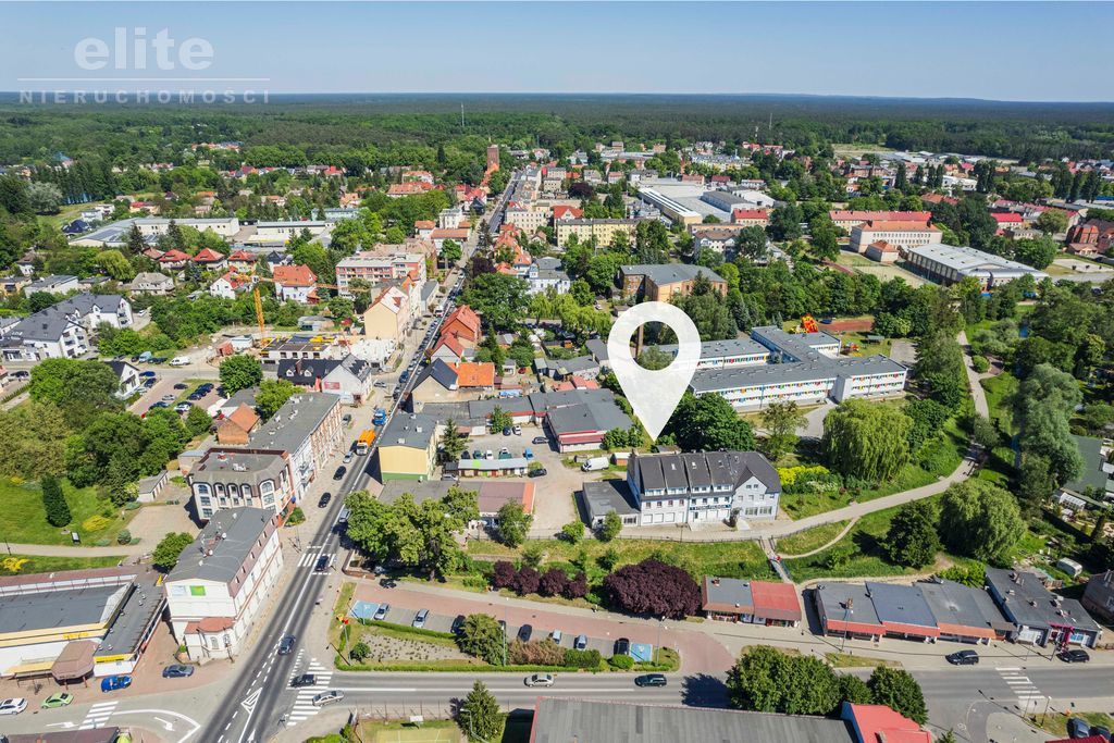 Budynek mieszkalno - usługowy przy ul. Mickiewicza (2)