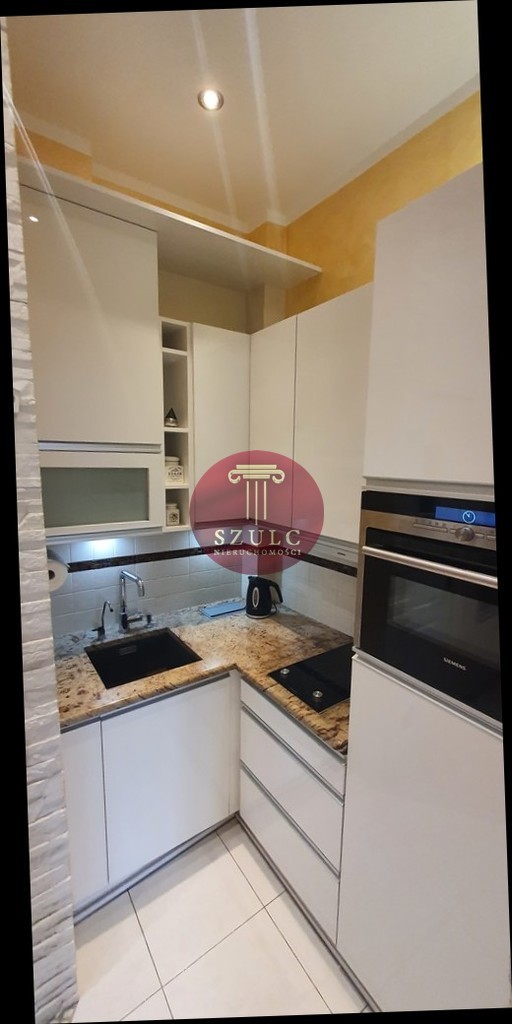 Kawalerka Zygmunta Starego przy Parku Żeromskiego. (5)