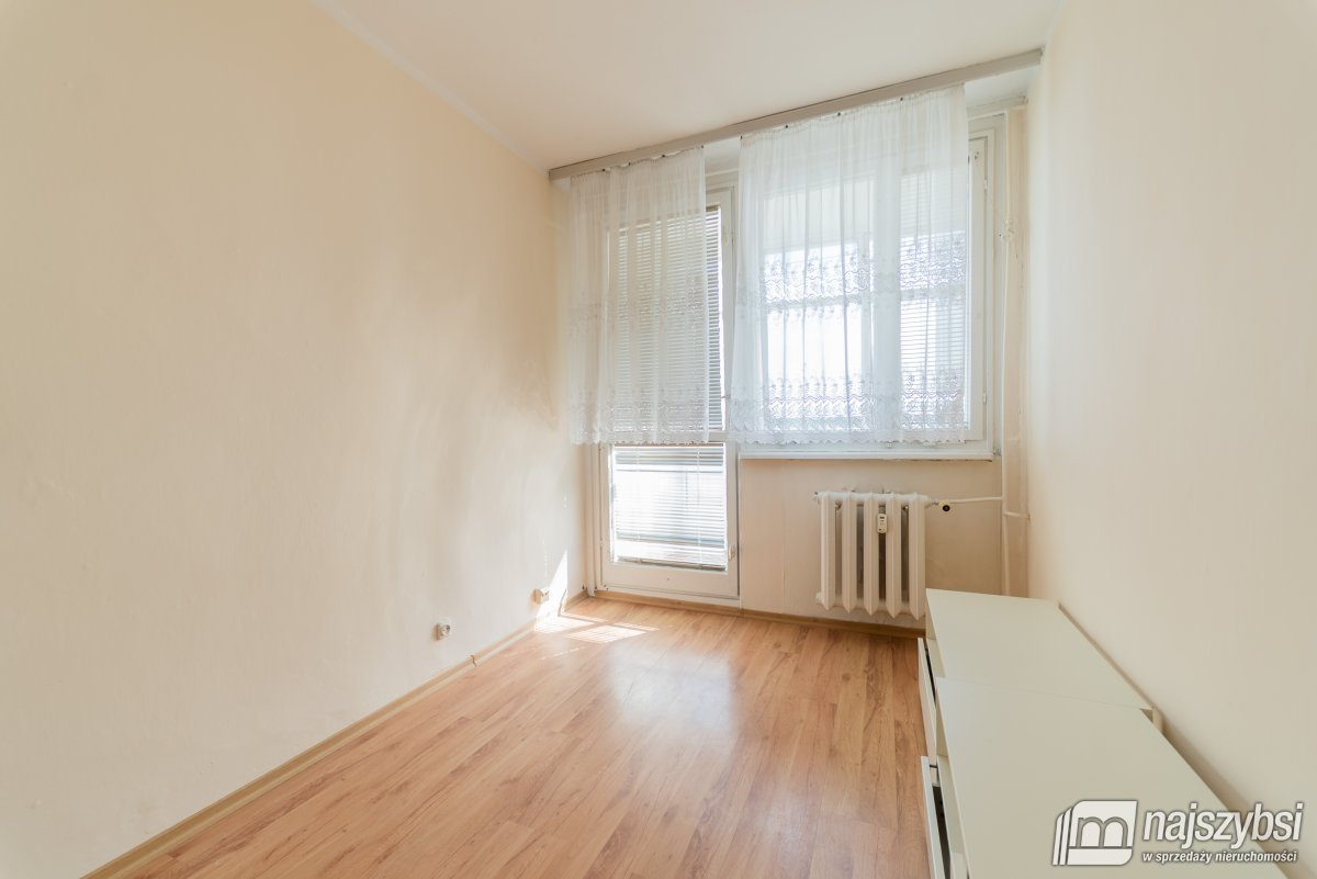 Pyrzyce - 4 pokoje 56,43 m2. (11)