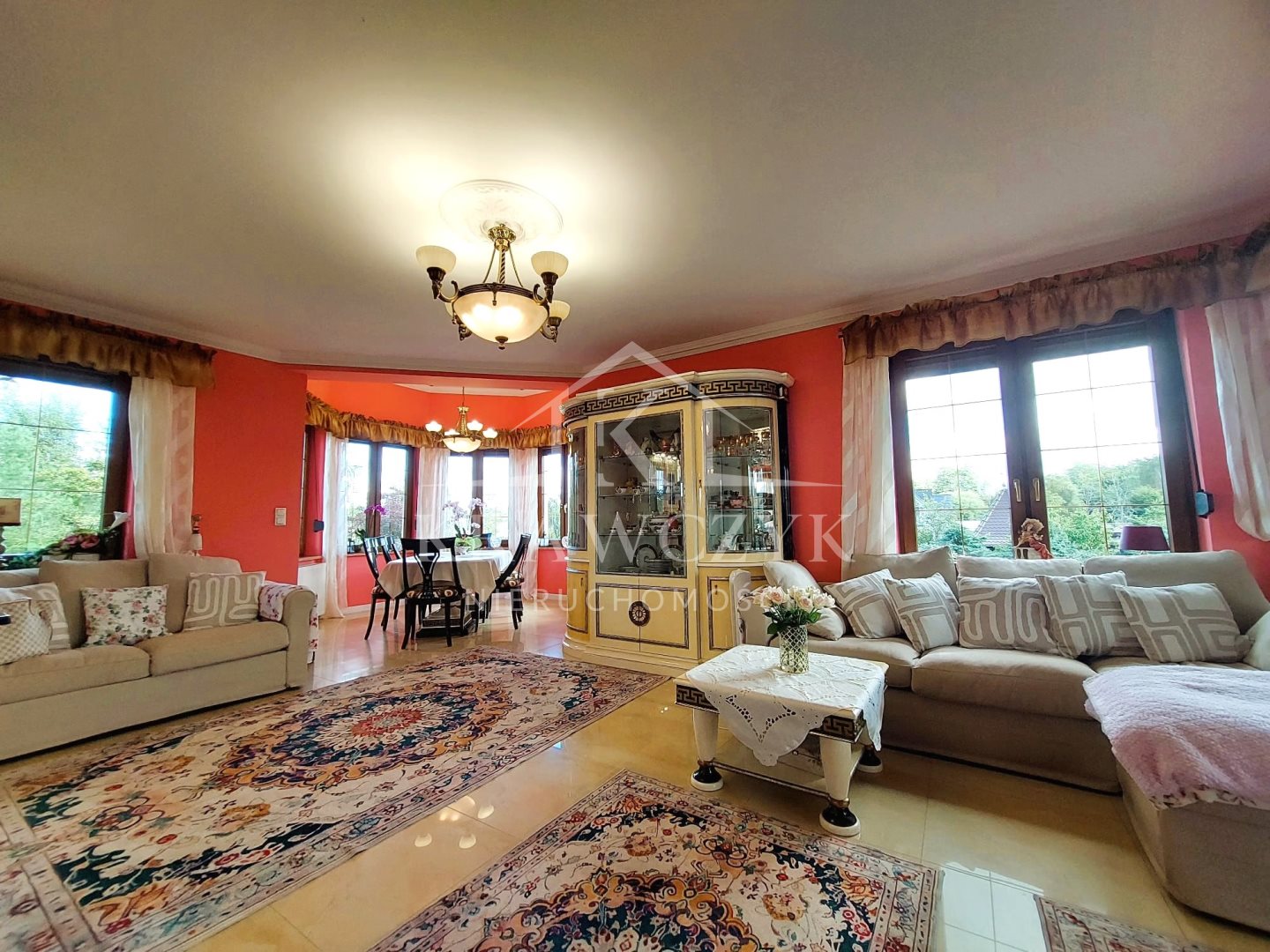 REZYDENCJA W NAMYŚLINIE  (12)