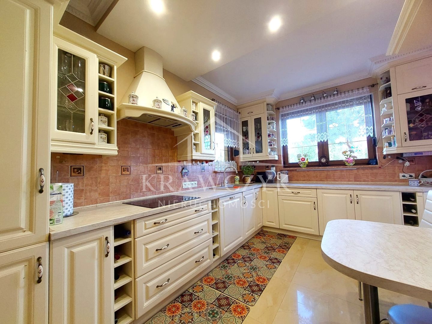 REZYDENCJA W NAMYŚLINIE  (14)