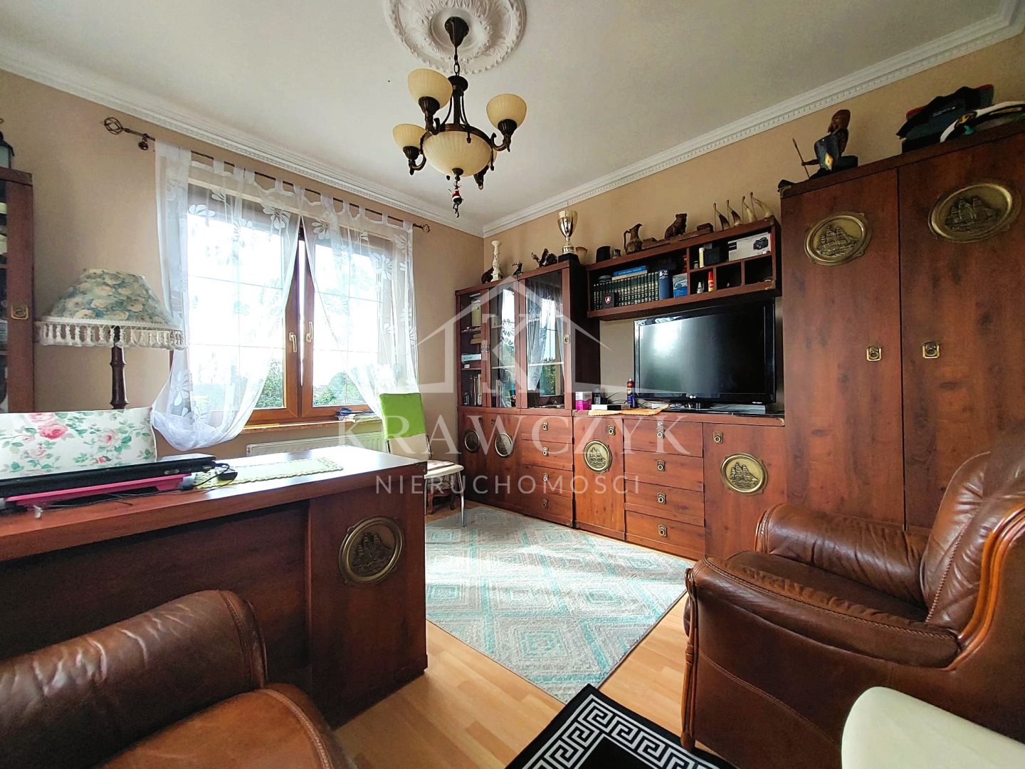 REZYDENCJA W NAMYŚLINIE  (15)