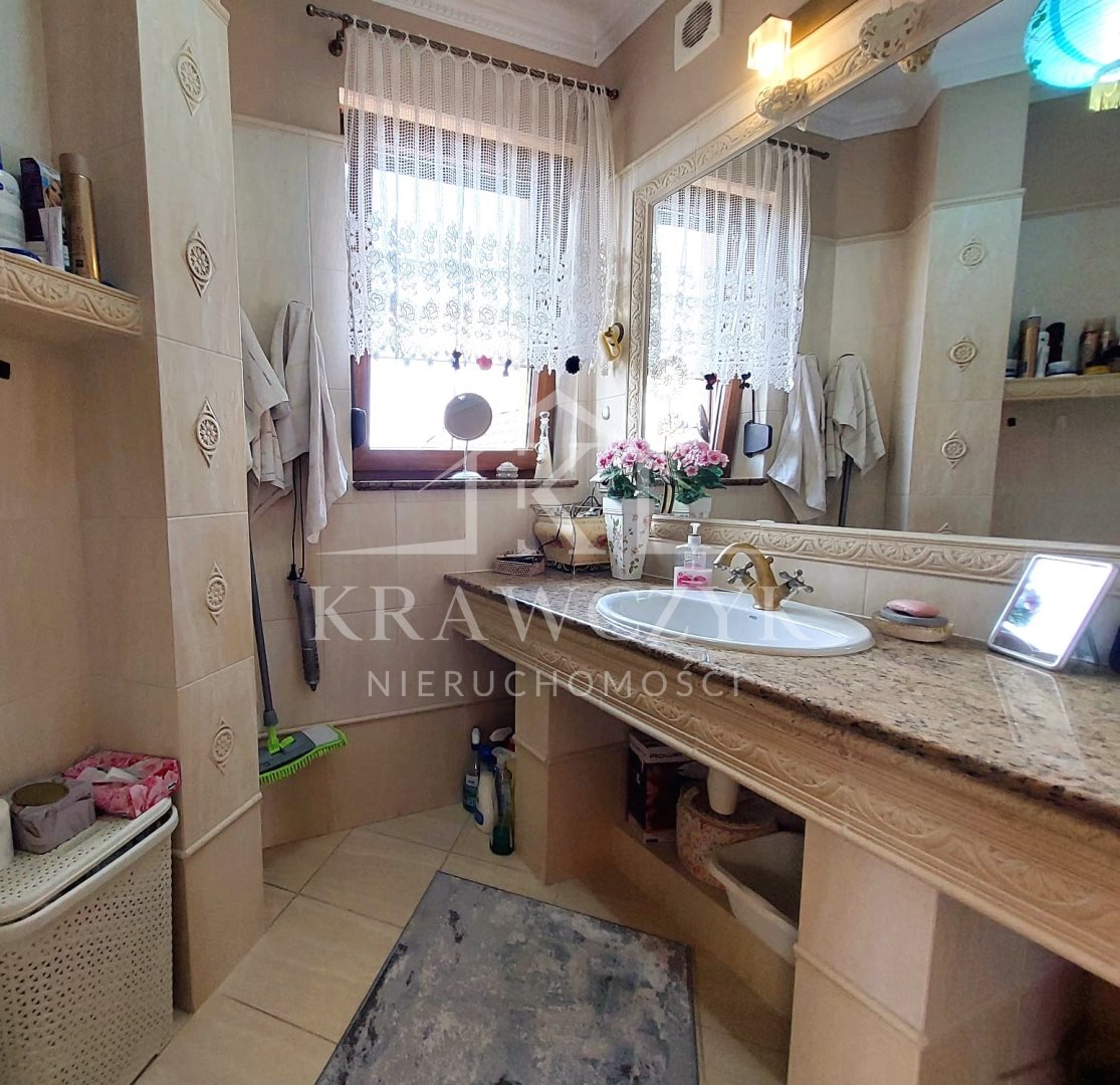 REZYDENCJA W NAMYŚLINIE  (16)