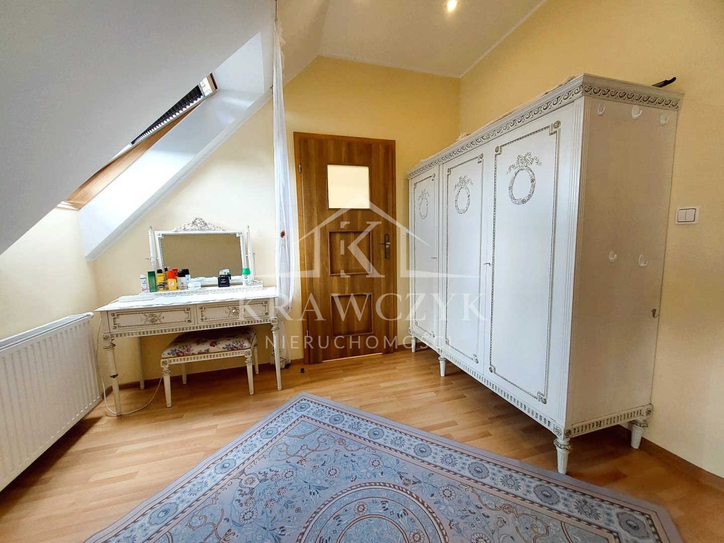 REZYDENCJA W NAMYŚLINIE  (18)