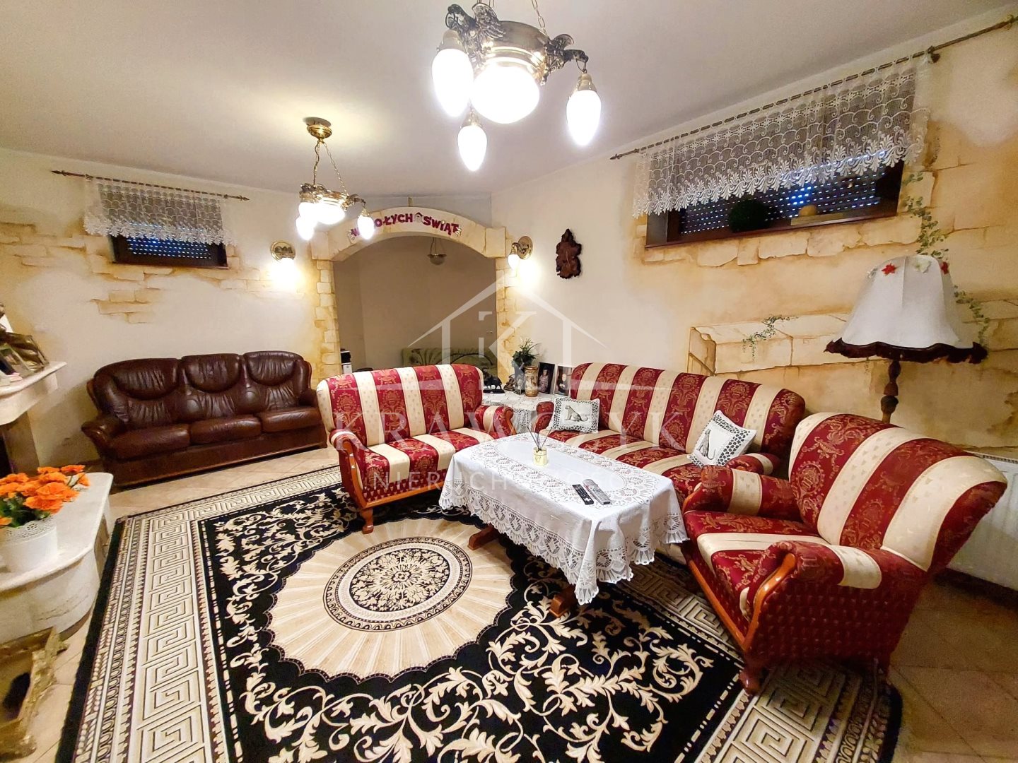 REZYDENCJA W NAMYŚLINIE  (26)