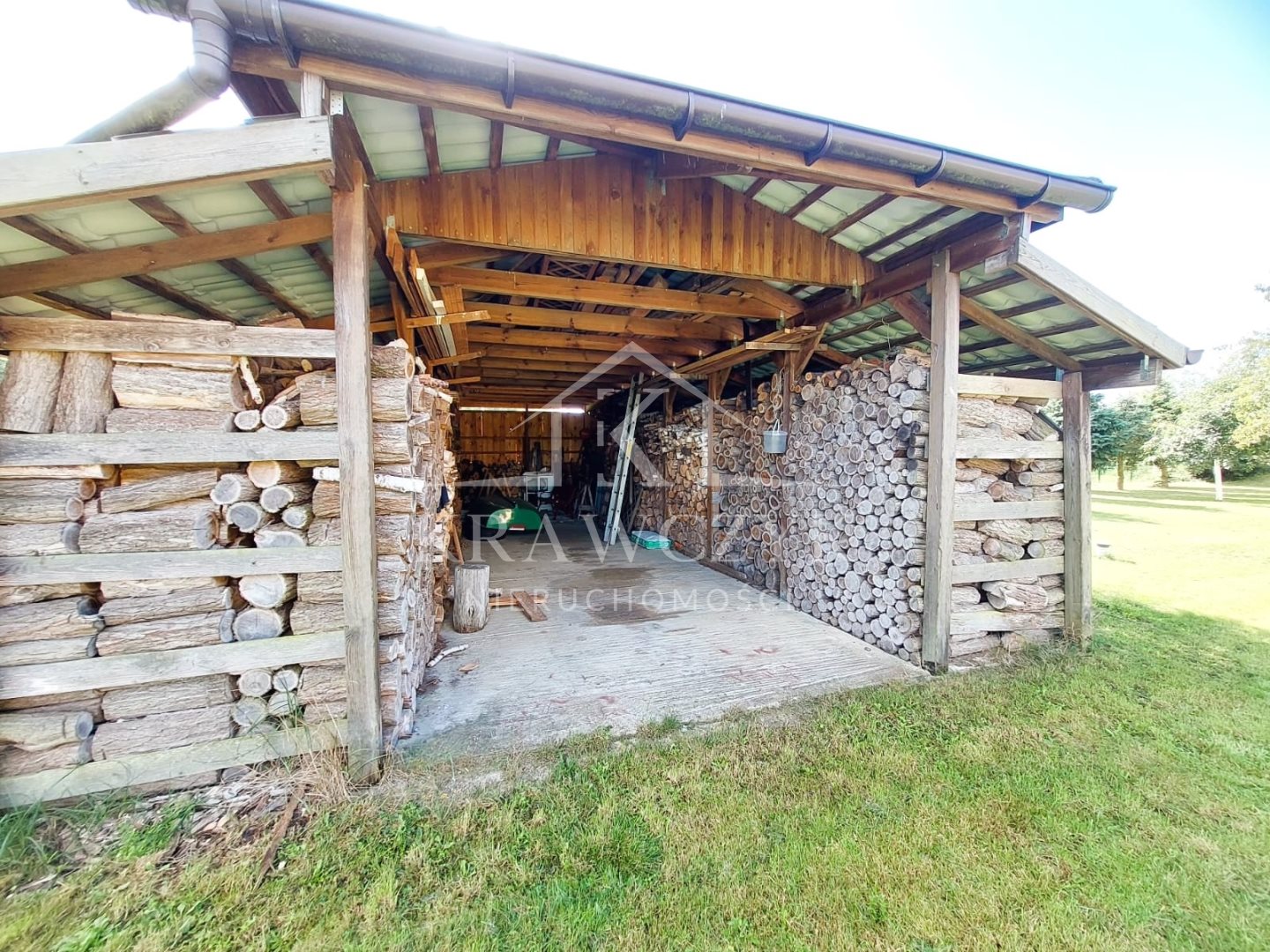 REZYDENCJA W NAMYŚLINIE  (8)