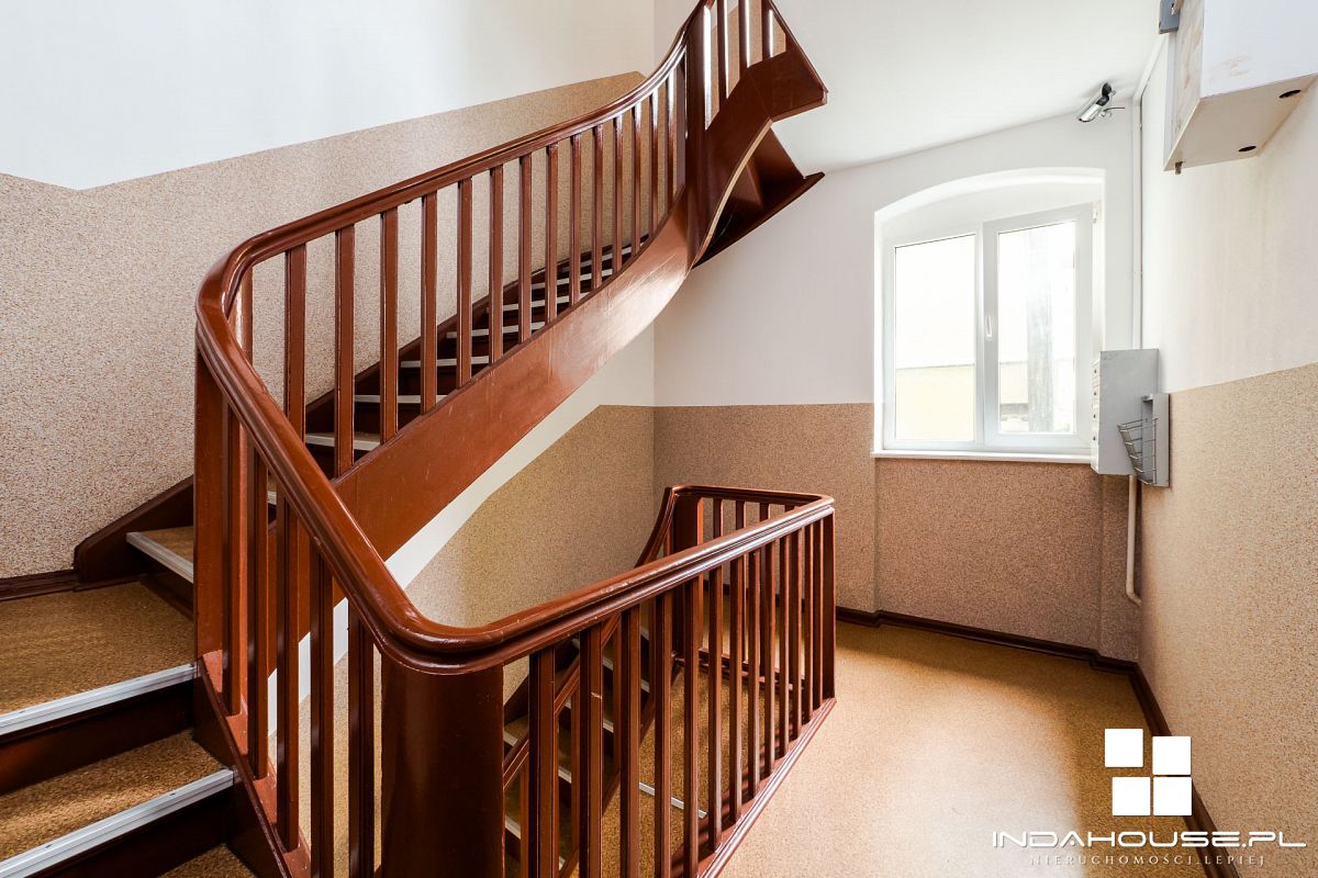 Rozkładowe mieszkanie na 1. piętrze , do własnej a (3)