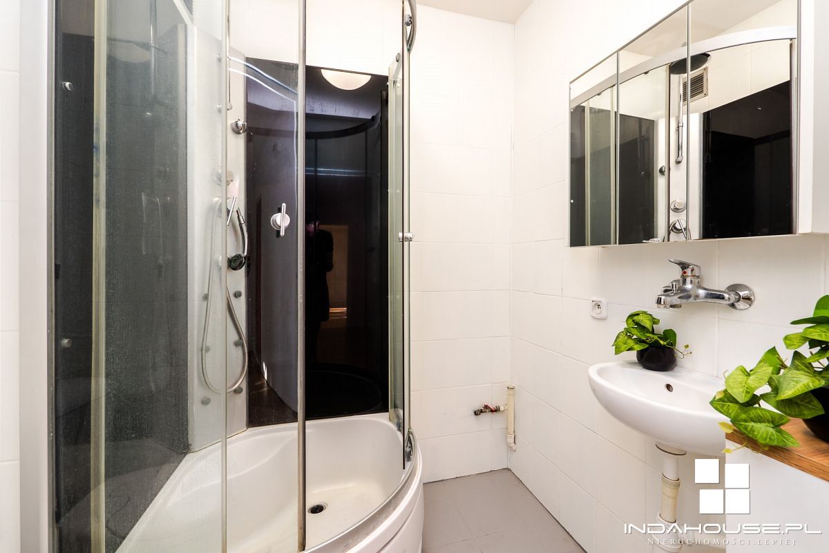 Spółdzielcze własnościowe, 2 pokojowe mieszkanie z (11)