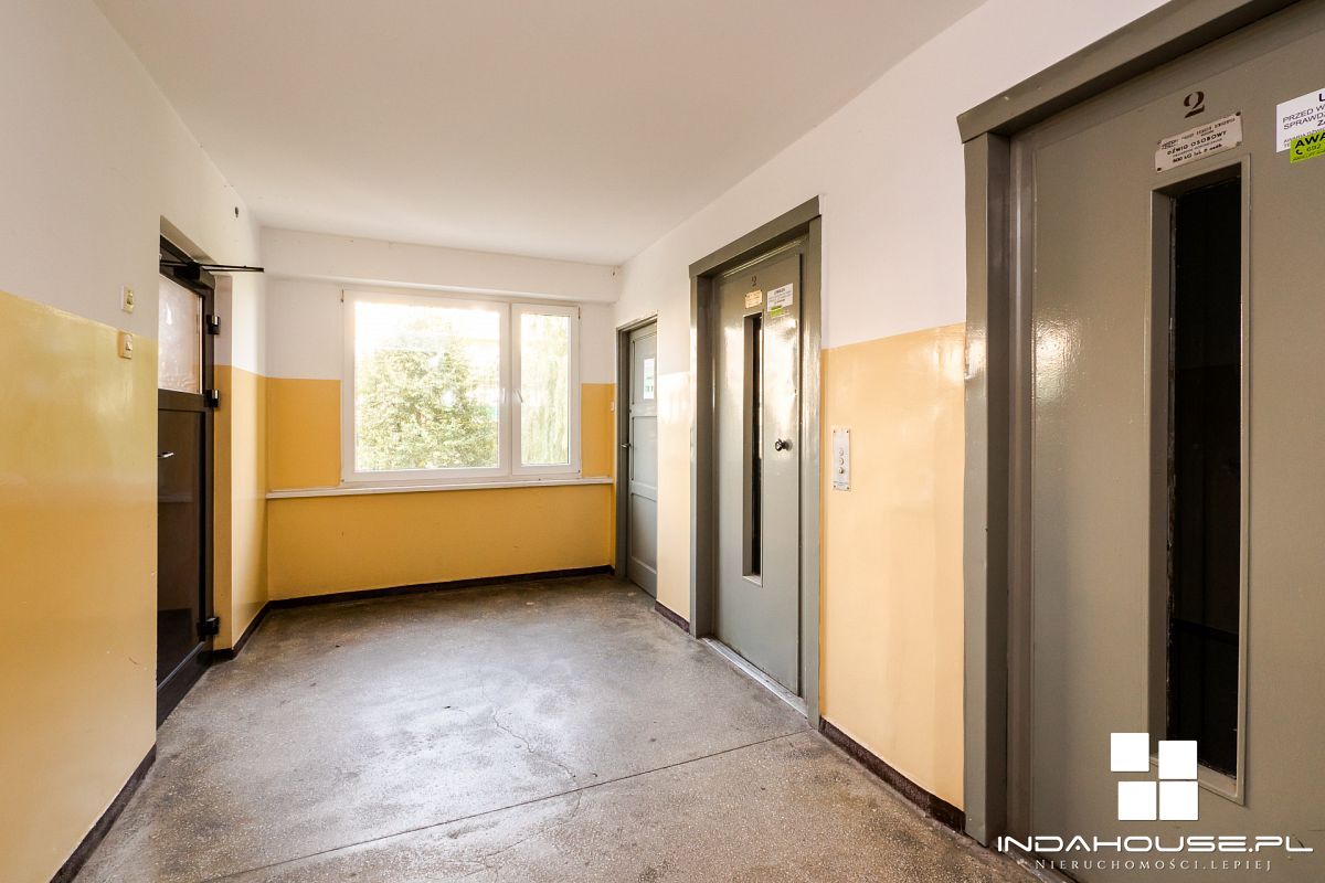 Spółdzielcze własnościowe, 2 pokojowe mieszkanie z (14)