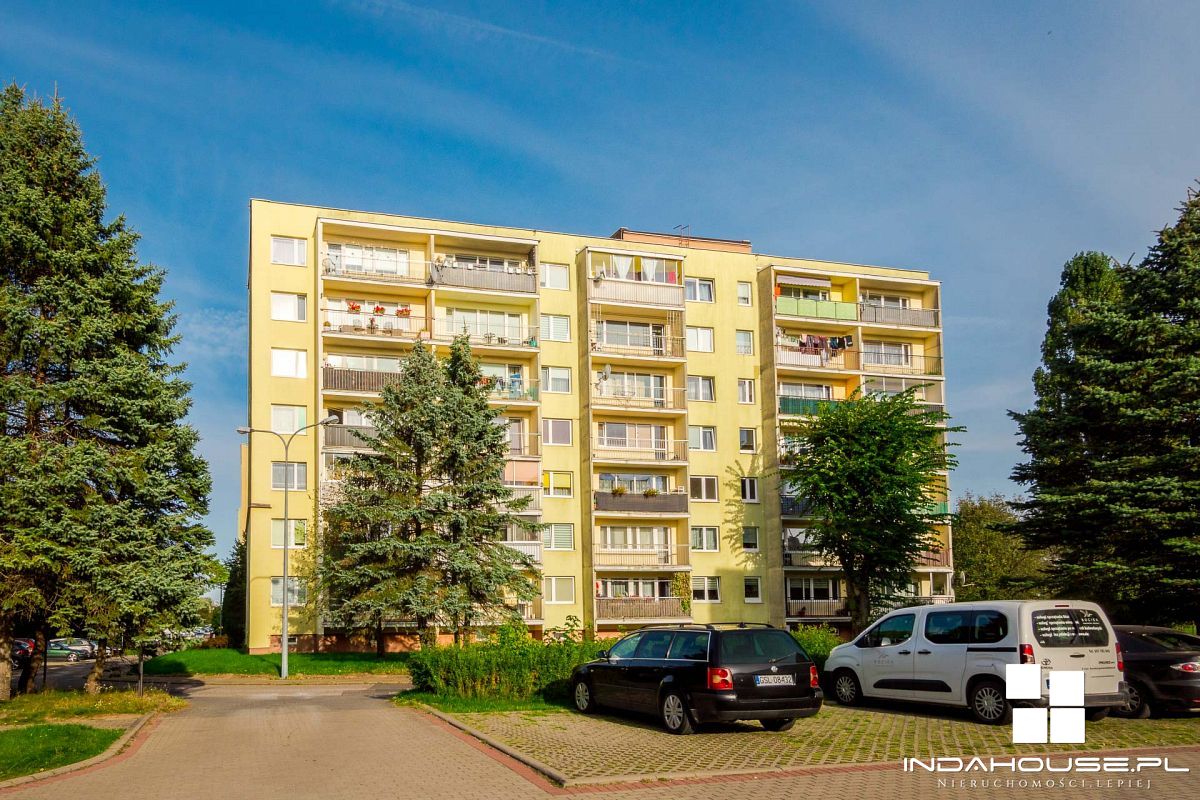 Spółdzielcze własnościowe, 2 pokojowe mieszkanie z (18)