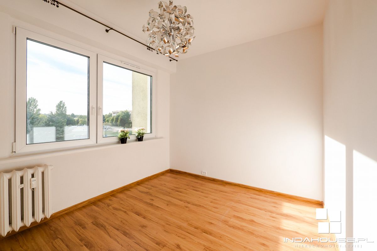 Spółdzielcze własnościowe, 2 pokojowe mieszkanie z (8)