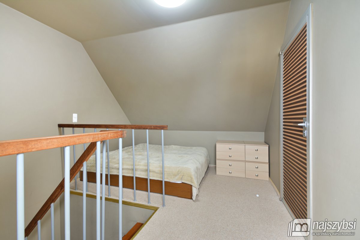 Mileno-Apartament 3poziomy z garażem 200m od morza (17)