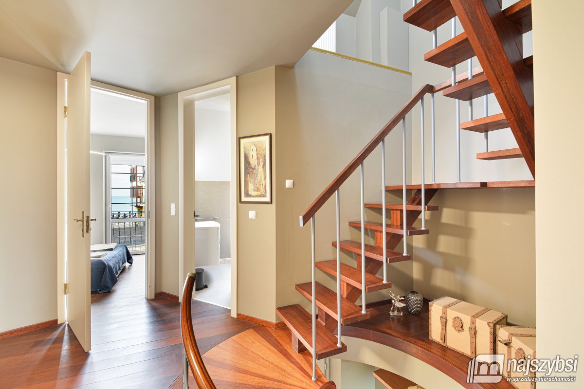 Mileno-Apartament 3poziomy z garażem 200m od morza (6)