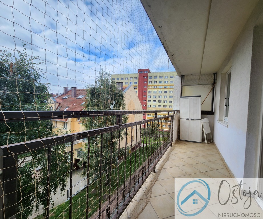 Duża kawalerka z balkonem - Ks. Pomorskich (4)