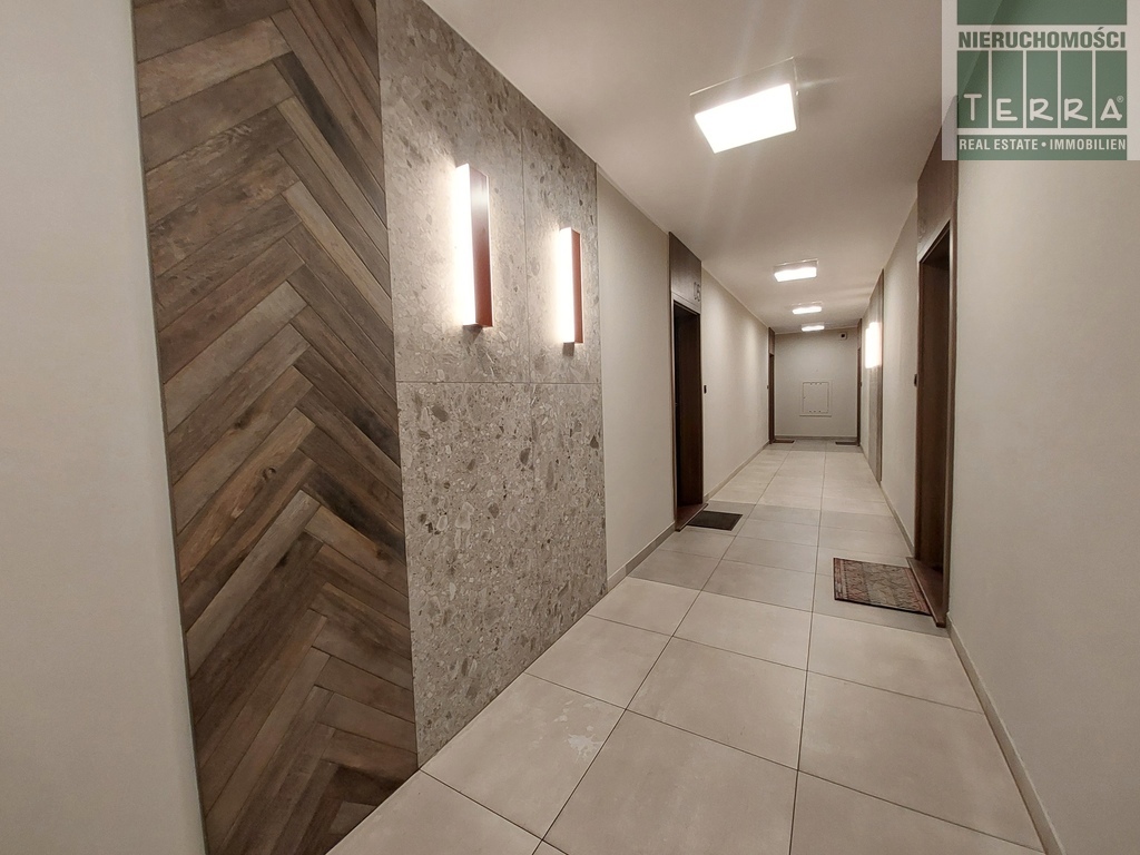 3 pokoje z ogródkiem i miejscem postojowym (16)