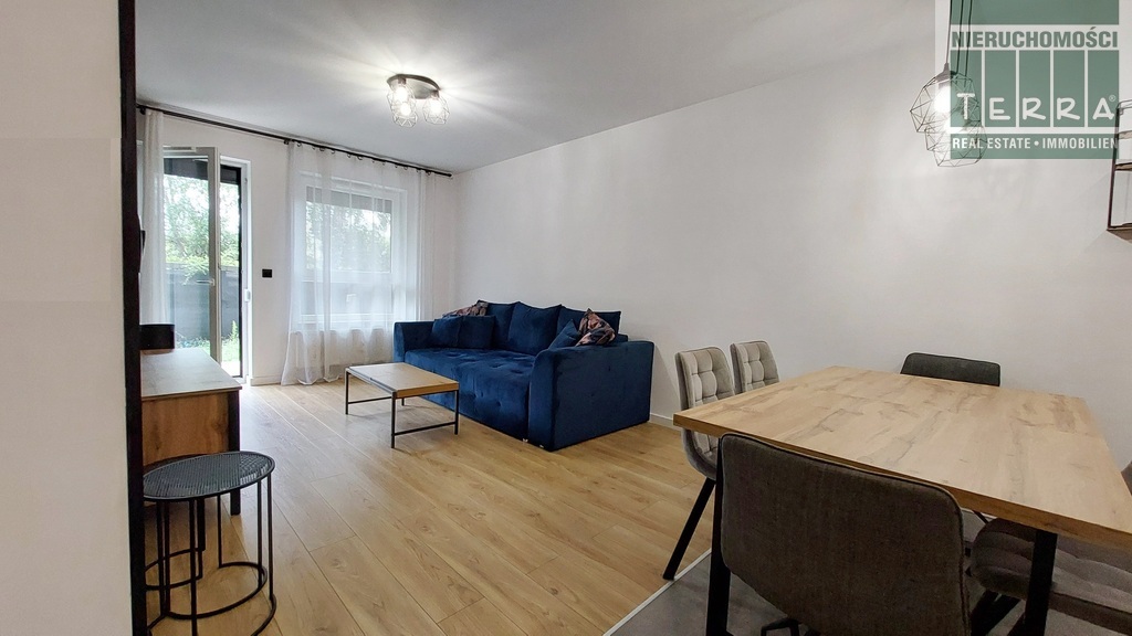 3 pokoje z ogródkiem i miejscem postojowym (8)