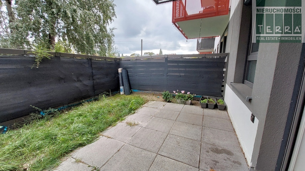 3 pokoje z ogródkiem i miejscem postojowym (6)