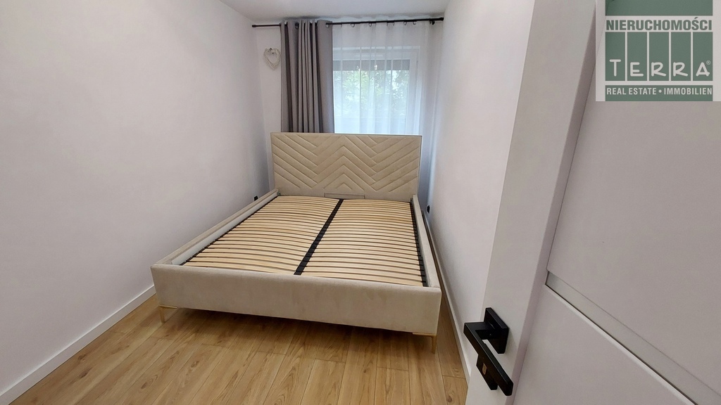 3 pokoje z ogródkiem i miejscem postojowym (10)