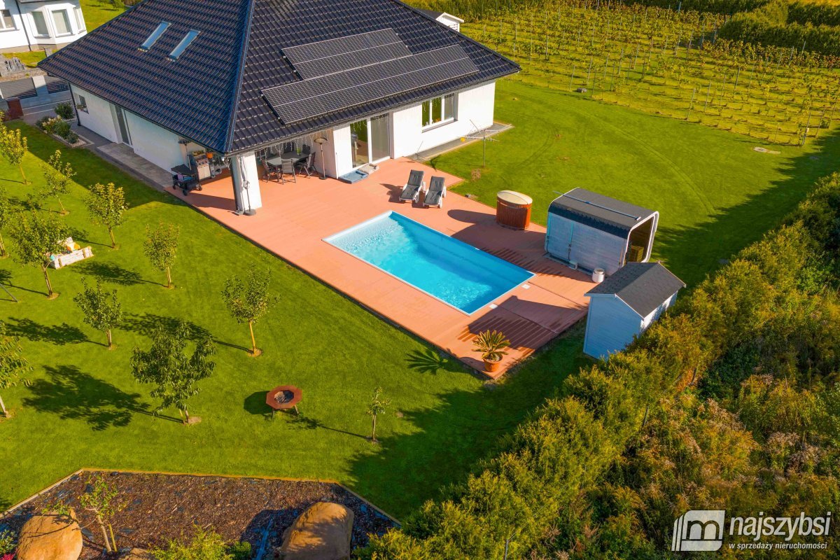 Goleniów -  Komfortowy dom z basenem (12)