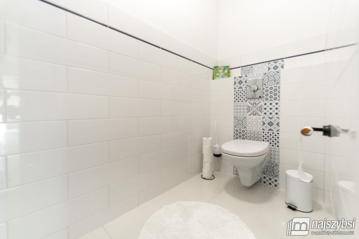 Goleniów -  Komfortowy dom z basenem (23)