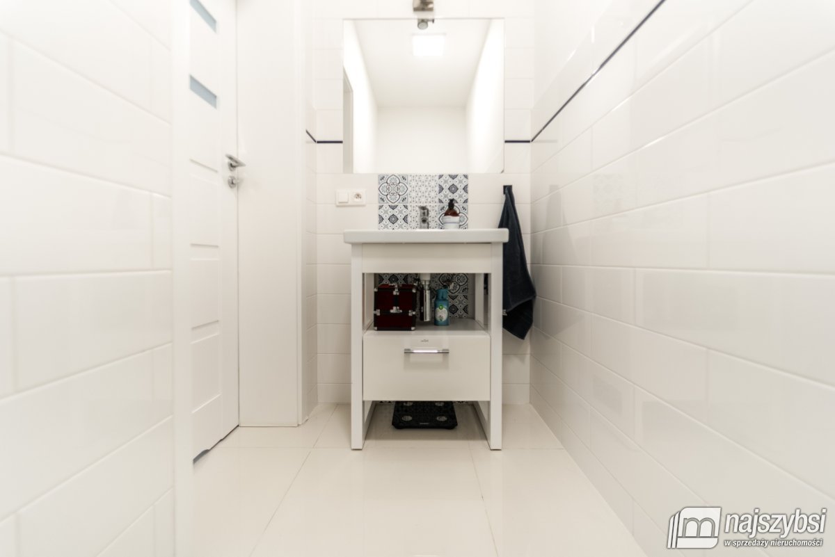 Goleniów -  Komfortowy dom z basenem (24)