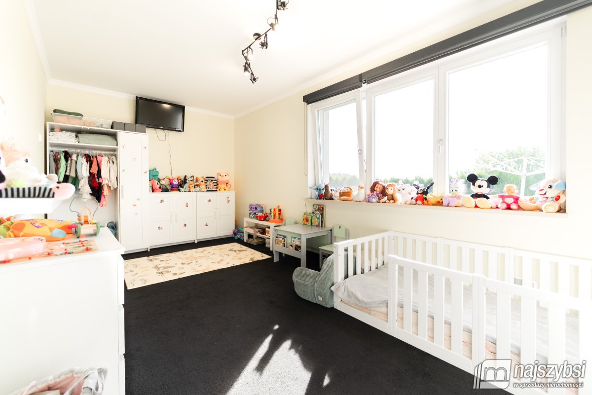 Goleniów -  Komfortowy dom z basenem (31)