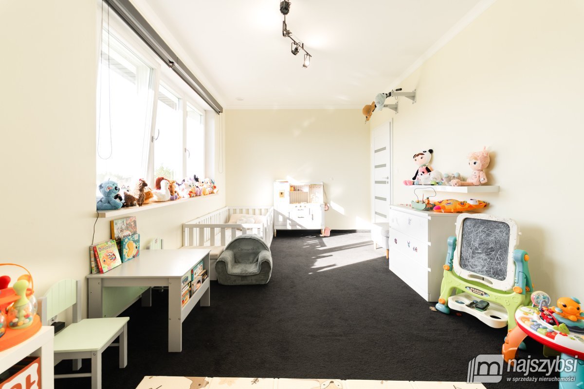 Goleniów -  Komfortowy dom z basenem (32)